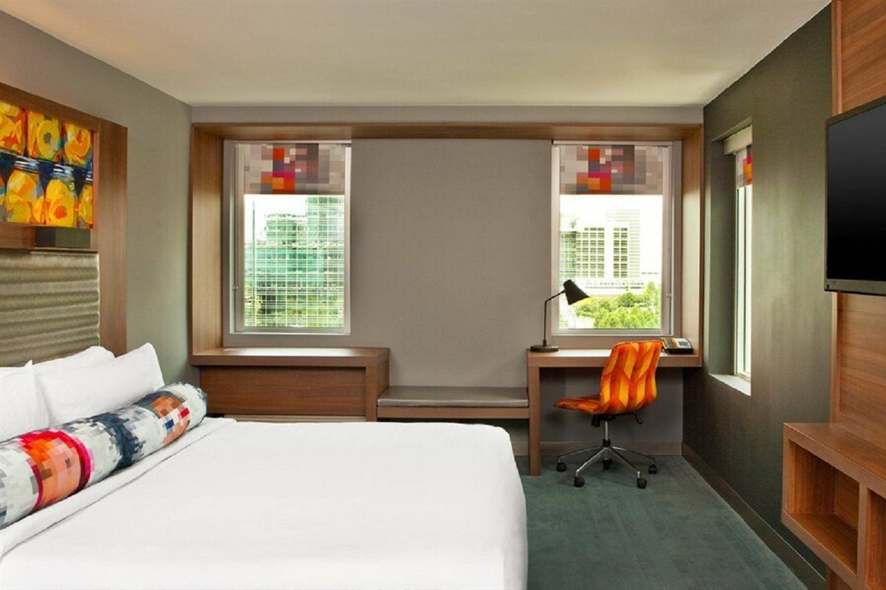 Aloft Downtown Hotel 4*